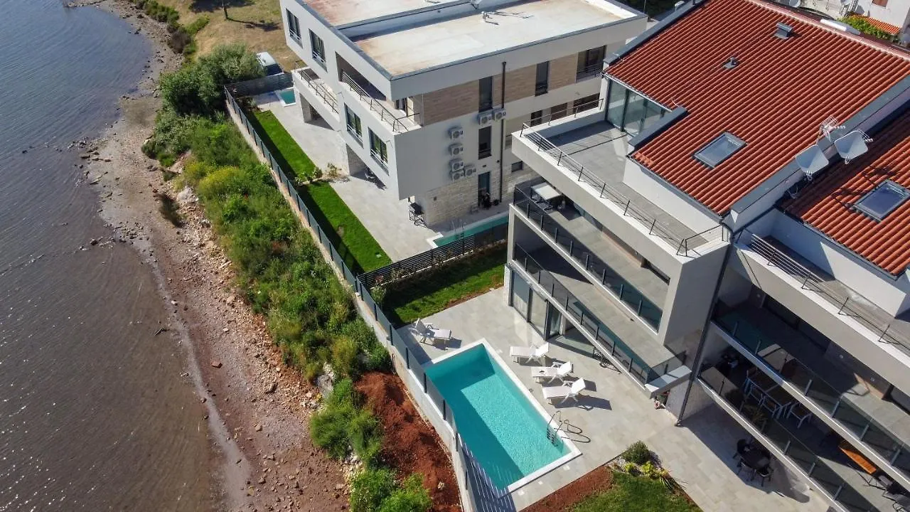 Black Medulin Apartment